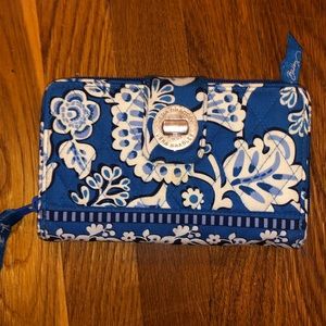VERA BRADLEY Wallet